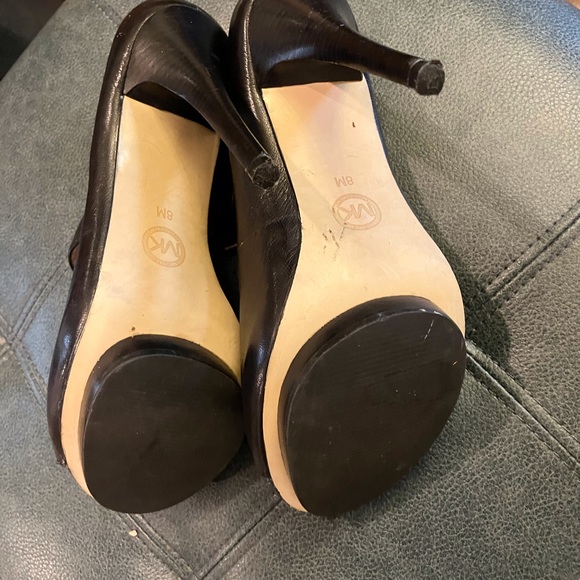 Michael Kors Shoes - Picture 7 of 8